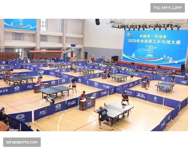 企业职工乒乓球联赛开幕，员工以球会友促健康