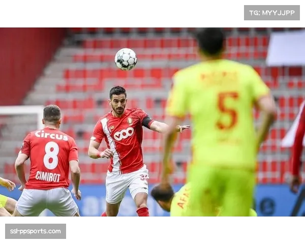 朗斯门将里塞：零封秘诀在于团队防守默契